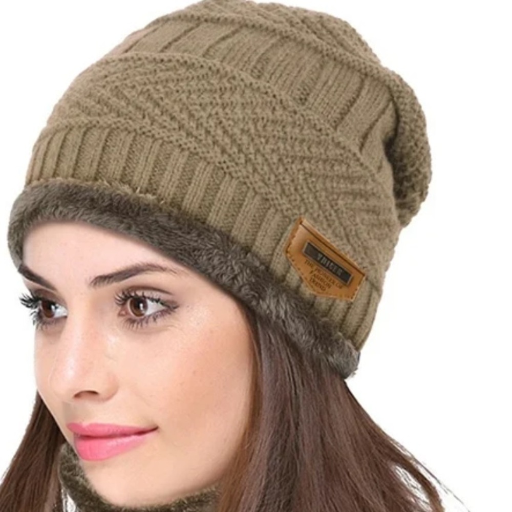 VBIGER Brown Knit Beanie with Fauxโ Fur Trim. OS